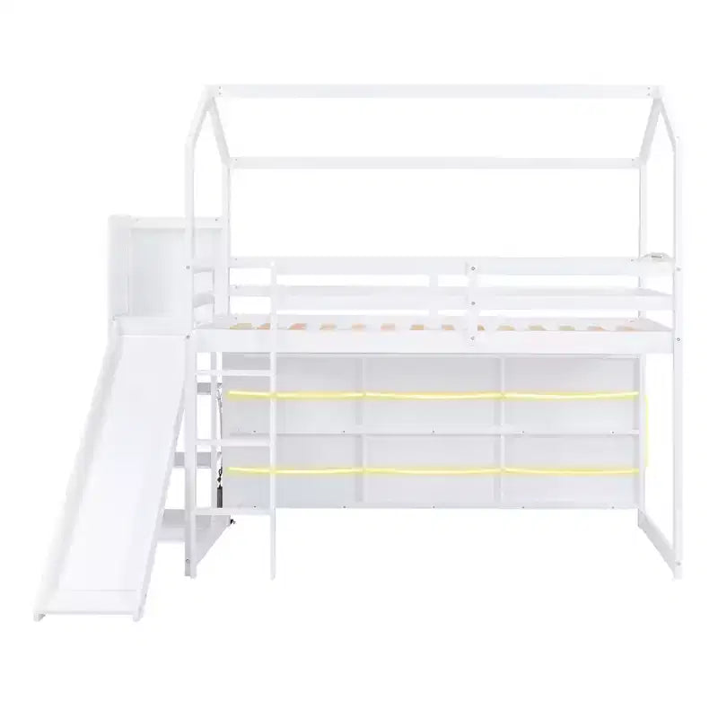Letto singolo a forma di casetta con scivolo, struttura salvaspazio con libreria e ripiani contenitori integrati