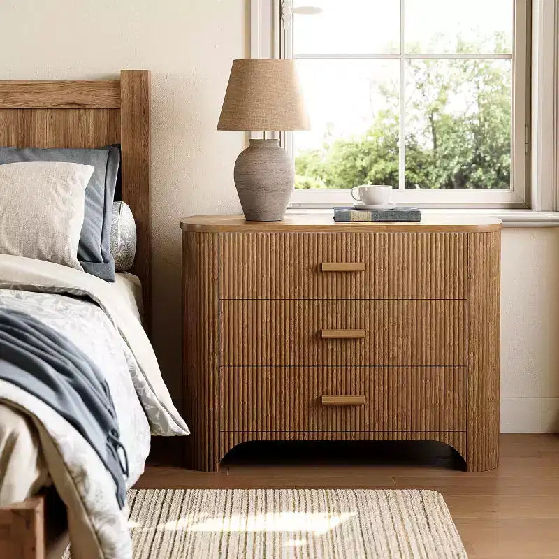 Comodino grande e largo con 3 cassetti, comodino oversize di metà secolo per camera da letto
