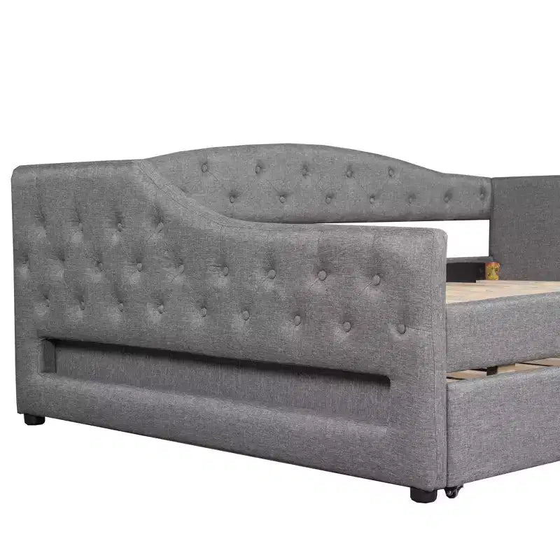 Divano letto moderno imbottito in lino con letto estraibile