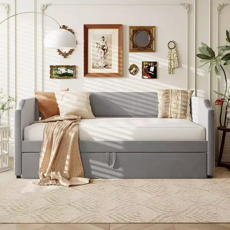 Divano Letto Sherman in Velluto con Letto Estraibile Pop-Up