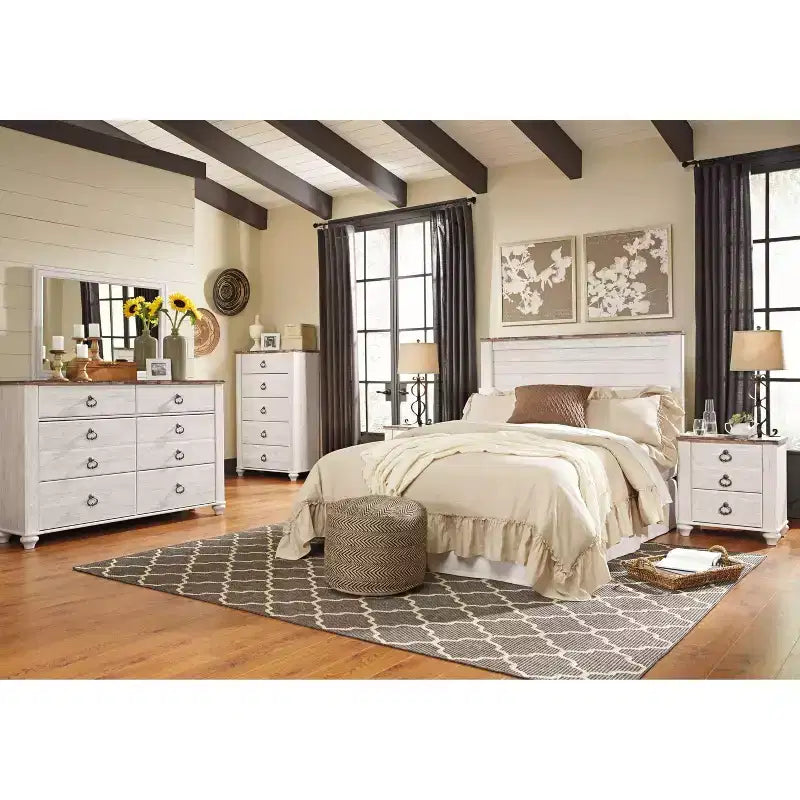 Testiera del letto Queen Willowton con pannello sbiancato: Laminato effetto legno, montata sul telaio del letto